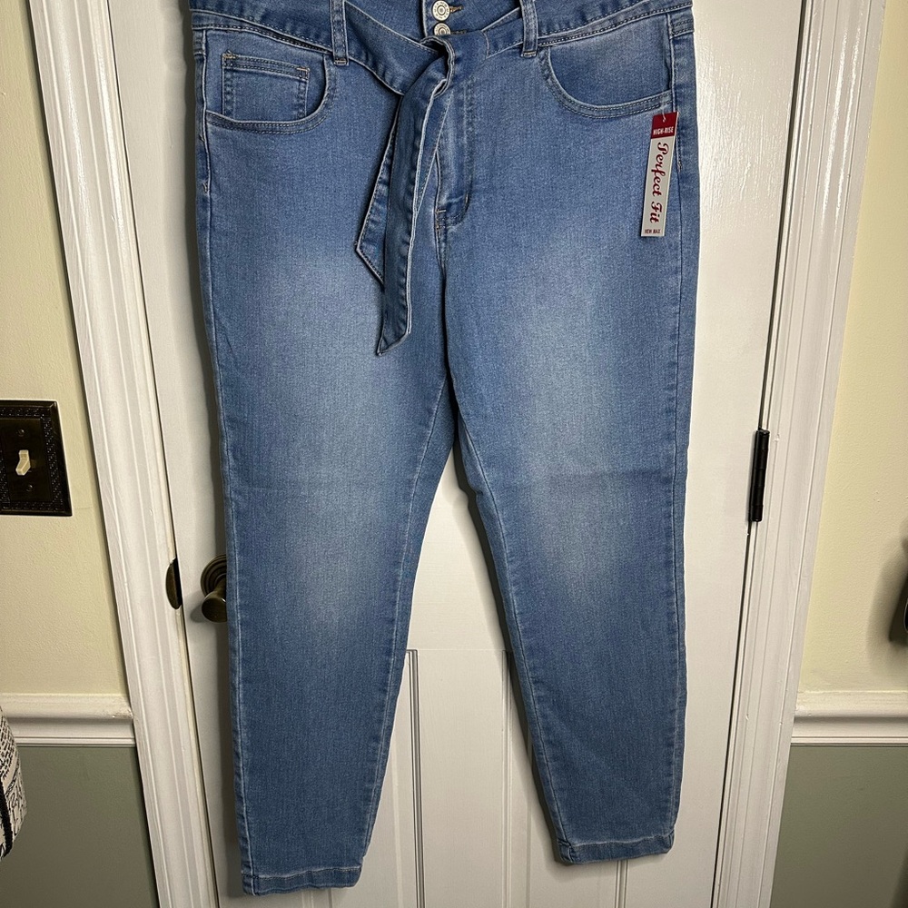 High Rise Light Blue Jeans